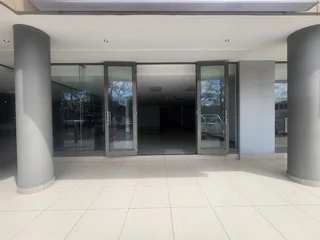 Prime 147m² Retail Space to Let in Prestigious Brookfield Office Park