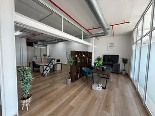 326m² Open Plan Commercial Units Available To Let in Blouberg, Table View