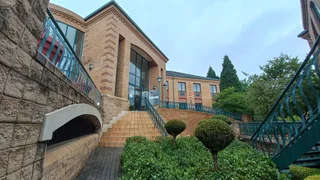 Prime 283m² Office Space in Menlyn – Modern, Secure & No Loadshedding!