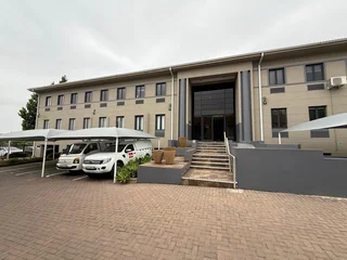 Prime Office Space to Let - Kingfisher Office Park, Meyersdal