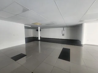 Prime 147m² Retail Space to Let in Prestigious Brookfield Office Park