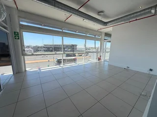 326m² Open Plan Commercial Units Available To Let in Blouberg, Table View