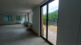 Prime 283m² Office Space in Menlyn – Modern, Secure &amp; No Loadshedding!