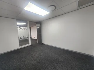 Prime 769m² Office Space to Let in Prestigious Brookfield Office Park