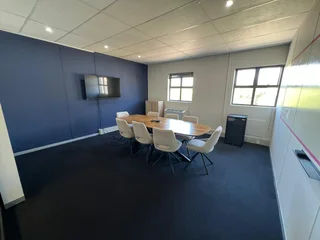 343m² Office To Let in Tyger Valley Shared Balcony