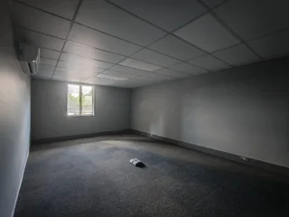 Prime 354m² Office Space in Faerie Glen – Modern, Spacious &amp; Exceptionally Located!