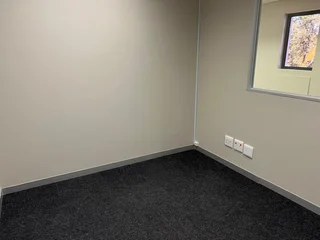 186m² Office Space To Let in Tyger Valley Immediate Occupation