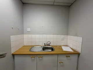 Prime Office Space to Let - Kingfisher Office Park, Meyersdal