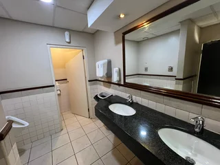 186m² Office Space To Let in Tyger Valley Immediate Occupation