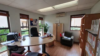 IL VILAGIO| QUINTIN BRAAND STREET| PERSEQUOR