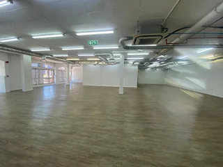 286m² Retail Space To Let In Green Point High Visibility