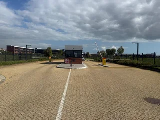 90m² Modern Office Space to Rent at Cedar Square, Sandown