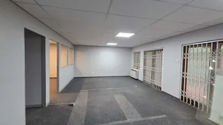 117 Square meter Office Unit to let in hgihly sought after Office park in Highveld