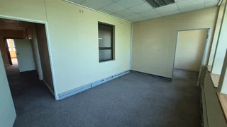 126m² Office Space To Let In The Towers, Paarl