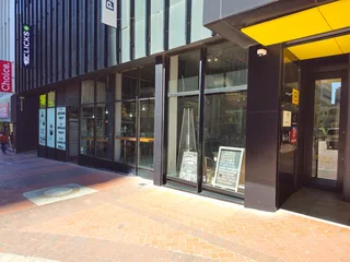 135m² Retail to Let in Cape Town High Exposure