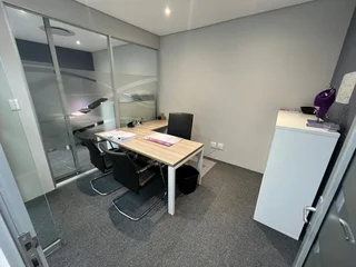 570.50m² Office Space To Let In BO Oakdale, Tyger Valley