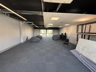 90m² Modern Office Space to Rent at Cedar Square, Sandown