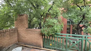 117 Square meter Office Unit to let in hgihly sought after Office park in Highveld