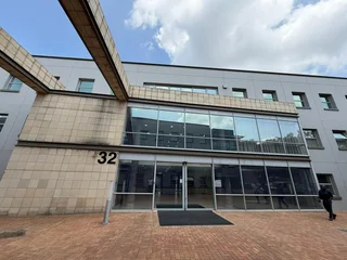 Ground Floor Office Space to Let - 20 Woodlands Drive, Woodmead, Sandton