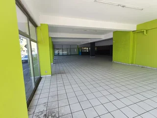552m² Retail/Showroom Space To Let In Goodwood High Visibility