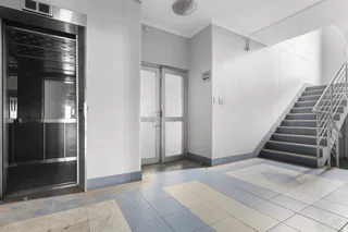 1,637m² High-Exposure Commercial Building To Let on Voortrekker Road, Parow