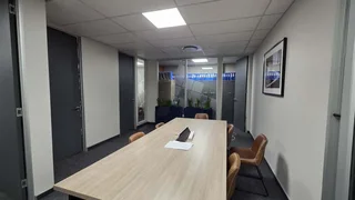 831 Square Meter Office space to let in Byls Bridge Office Park with backup power