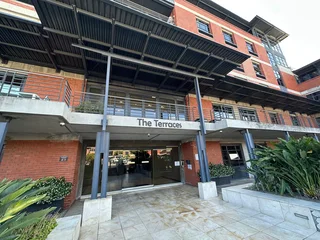 713m² Office To Let in The Terraces, Black River Park, Observatory