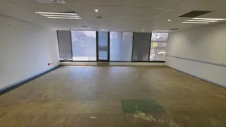 844m² Office Space To Let – Brooklyn –Prestigious Brookfield Office Park With Black November Special