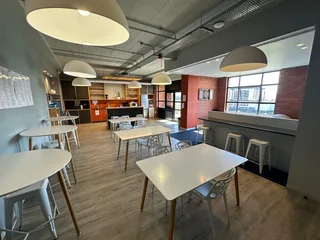 792m² Office To Let in The Terraces, Black River Park, Observatory