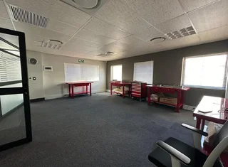 Mixed Use office space to let in Century City