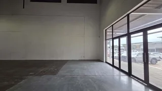 251 Square meter Neat Warehouse space to let in Highveld