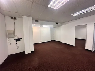 142m² Office To Let In Cape Town Lift Access