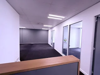 340m² Office To Let In Jean Avenue – Prime Location With Exceptional Accessibility