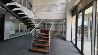 62 Square Meter office space to let in Highveld