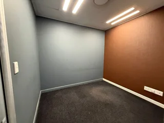 685m² Office To Let In Jean Avenue – Prime Location With Exceptional Accessibility