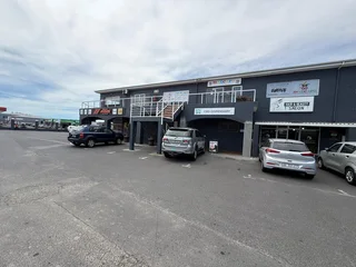 200m² Office Space To Let in Leonardo Park in Parklands