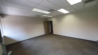 33m² Office To Let In Arcadia – No Loadshedding Convenience