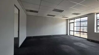 196 Square meter Office space to let in Highveld