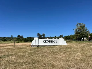 82m² Modern Office To Let in Kenridge Centre