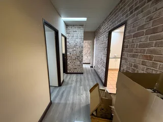 200m² Office Space To Let in Leonardo Park in Parklands