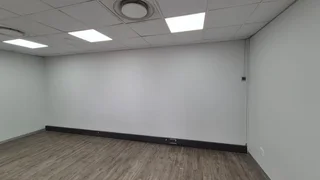 74 Sqm Office To Let – Centurion Central – Back Up Power Supply