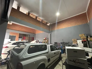 Workshop Space to Let - Glenanda, Johannesburg