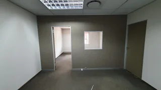 36 Square Meter Office To Let – Arcadia, Pretoria – Modern, Well-Located Workspace