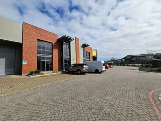 547m2 Warehouse To Let in Willow Park Stikland