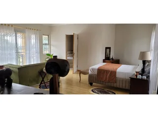 Huge One Bedroom Lounge Big Kitchen And Spacious Shower  Available  Immediatley  Or A Border In H...