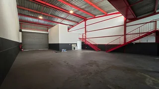 243sqm unit TO LET in secure industrial park within the Jet Park area