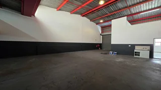 243sqm unit TO LET in secure industrial park within the Jet Park area