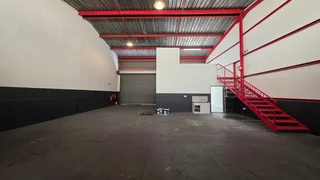 243sqm unit TO LET in secure industrial park within the Jet Park area