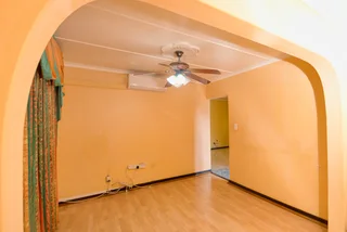 Freestanding, Spacious and Well Maintained Home in Woodview for Sale