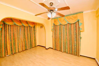 Freestanding, Spacious and Well Maintained Home in Woodview for Sale